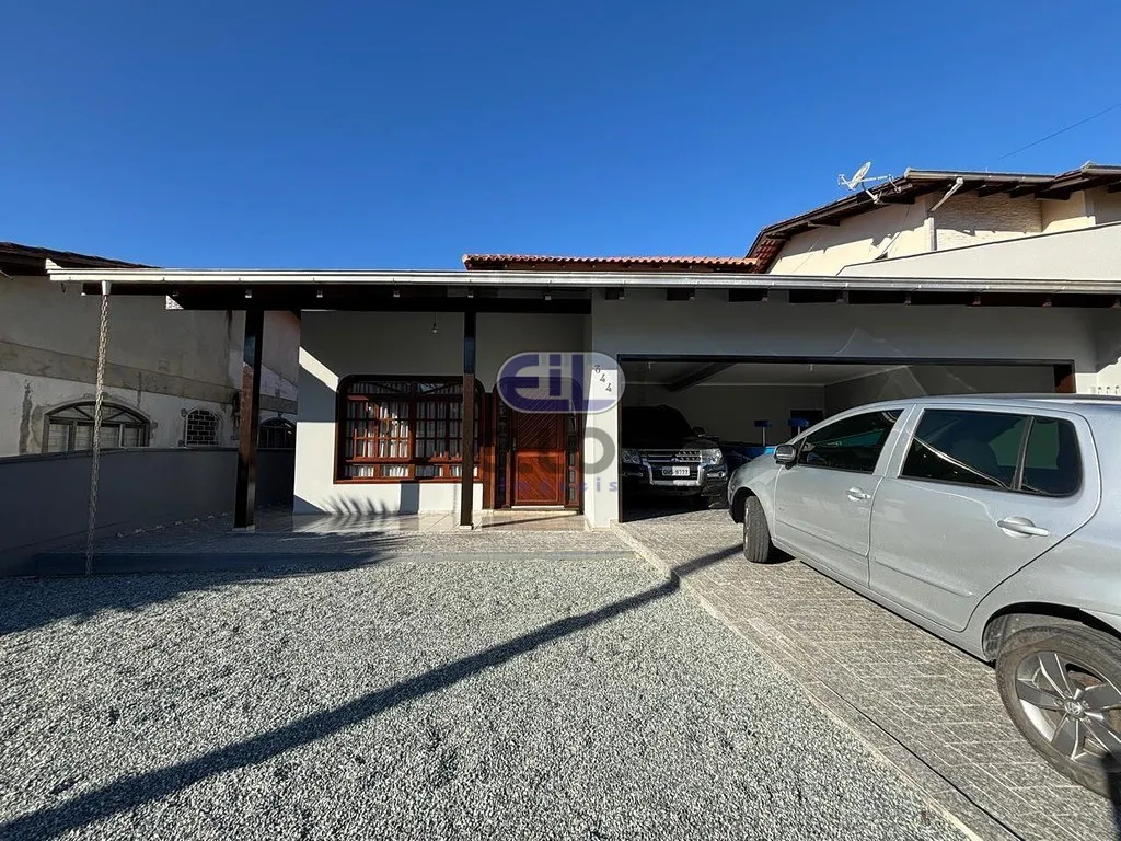 Casa 4 quartos Floresta Joinville - foto 1