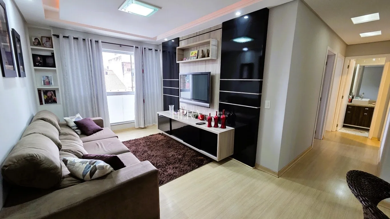 A Hera vem apresentar um apartamento de 03 Dormitórios aconchegante e semimobiliado à Venda no Bairro Fortaleza! — foto 2