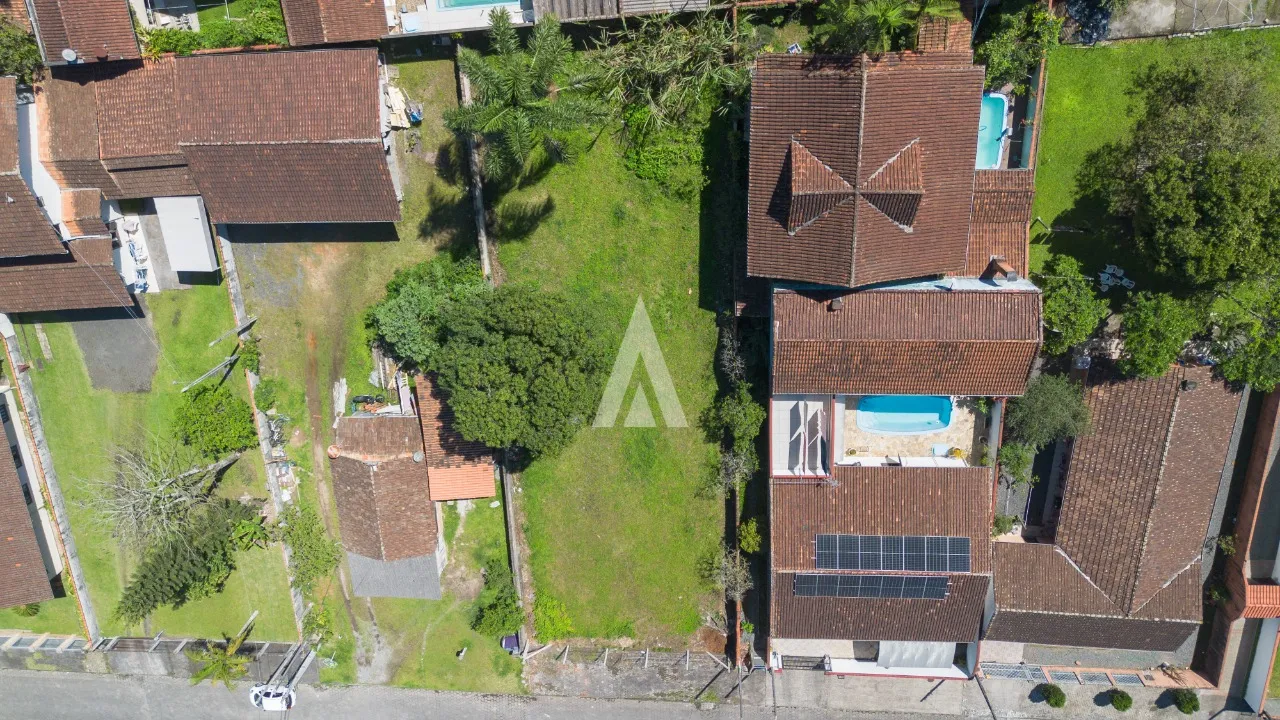 Terreno residencial à venda no bairro Bucarein em Joinville-SC por R$680.000,00. — foto 3