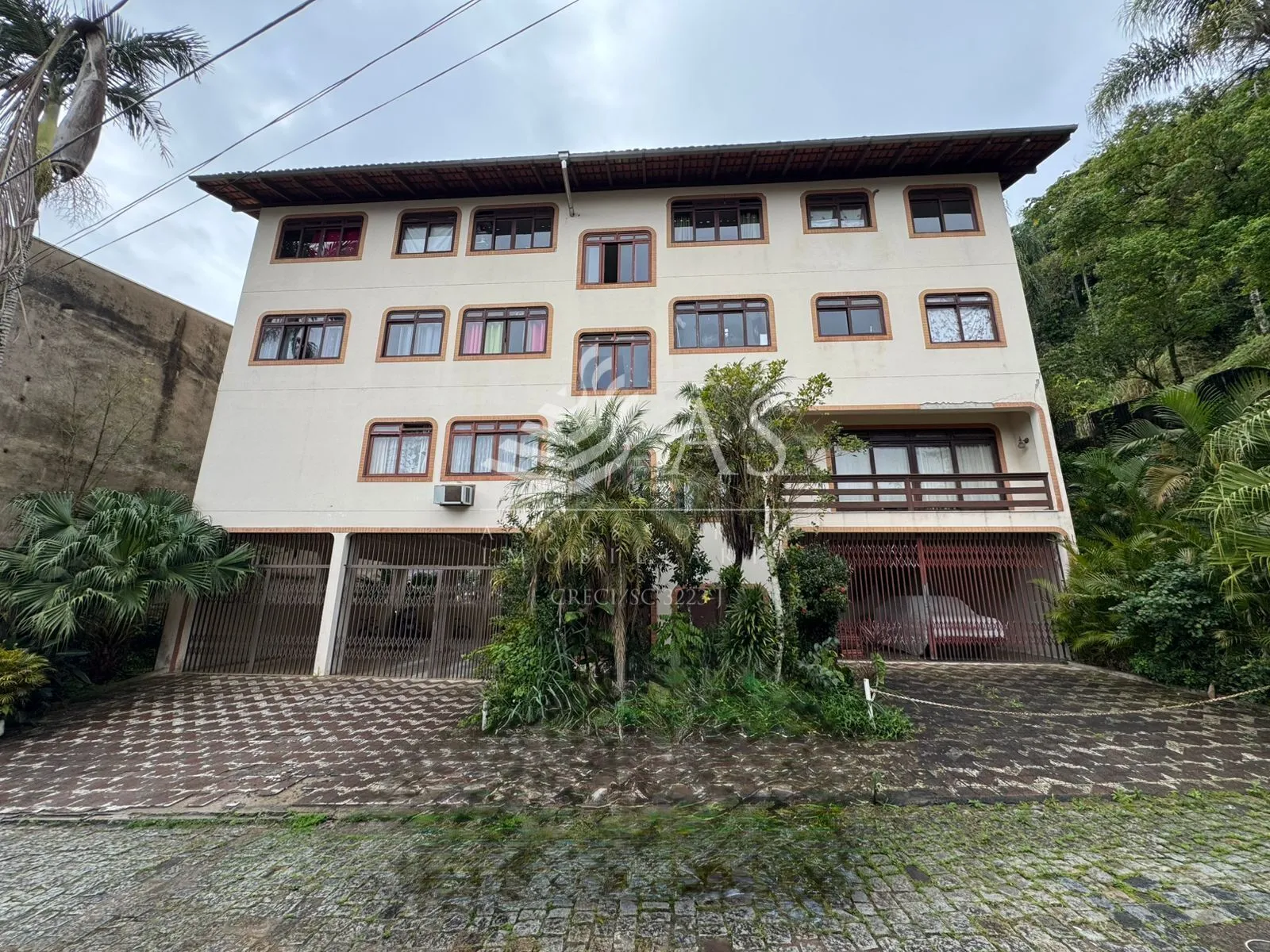 Prédio Residencial em Vorstadt, Blumenau/SC - foto 1