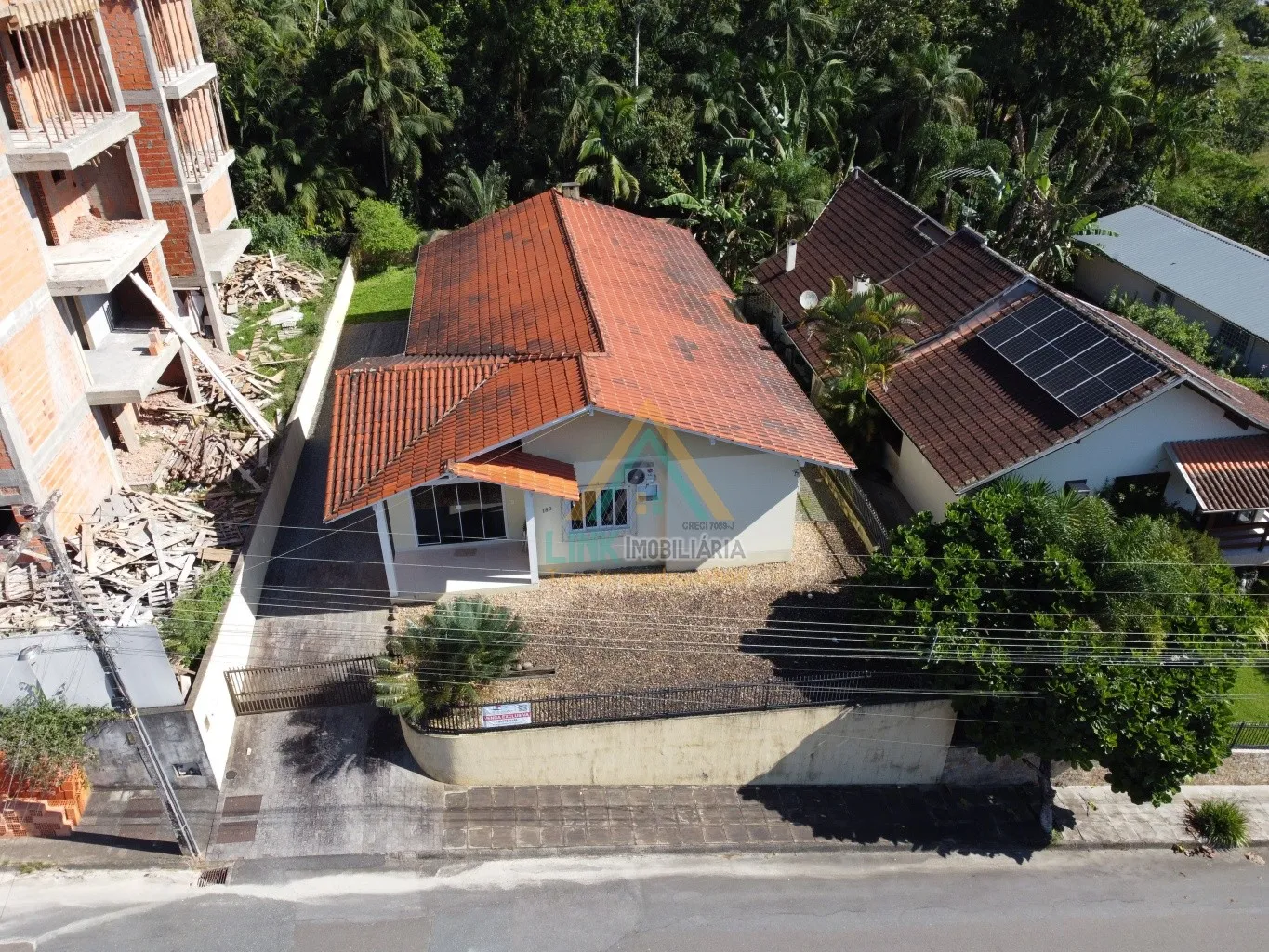 Casa de Alvenaria, na cidade de Pomerode, com 164,72m de Área Construída. - foto 1