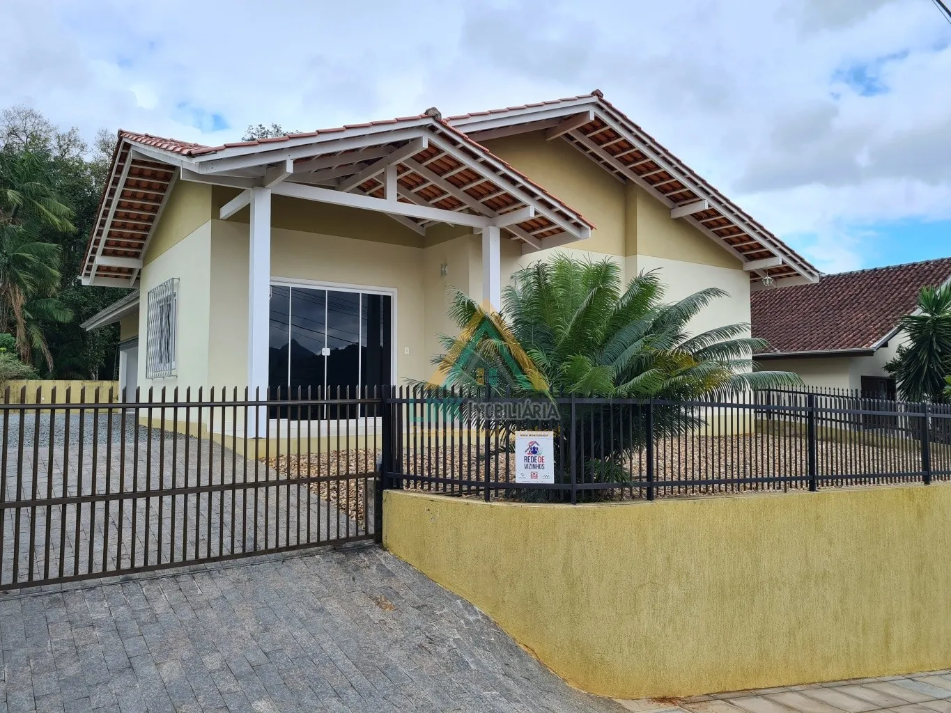 Casa de Alvenaria, na cidade de Pomerode, com 164,72m de Área Construída. — foto 6
