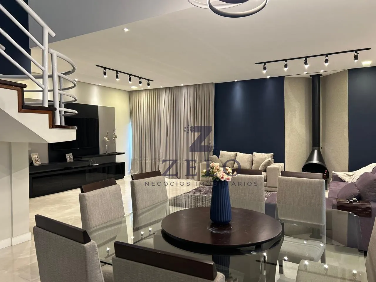 Excelente Casa de Alto Padrão em Condomínio Fechado TOTALMENTE MOBILIADA - Bairro Vorstadt — foto 7