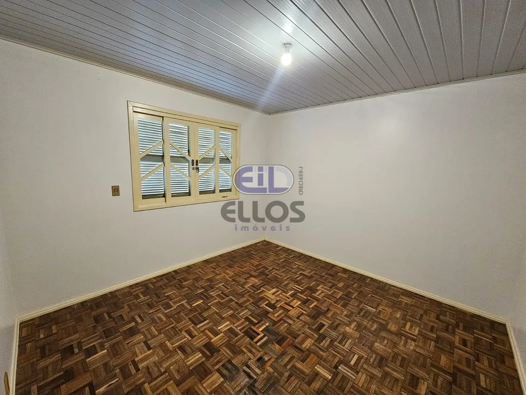 2 casas independentes no Bairro Adhemar Garcia - foto 1