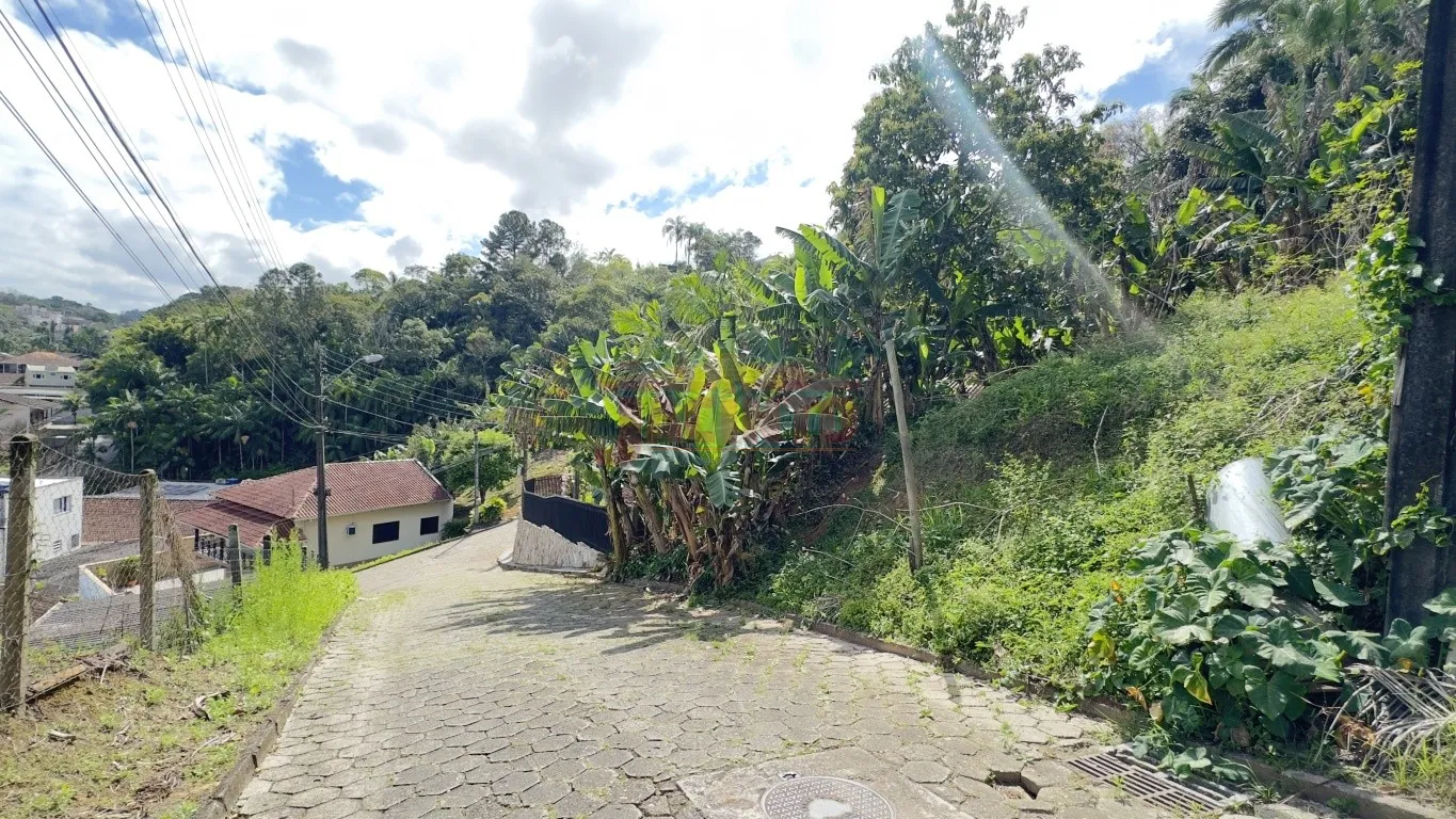 Terreno residencial, próximo à rua 25 de Agosto, bairro Itoupava Norte. — foto 2