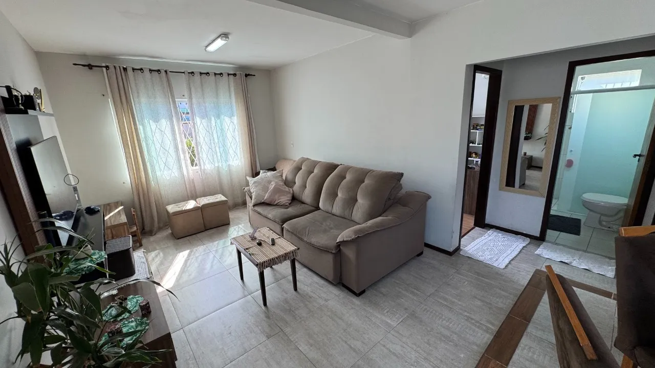 Casa com 1 suíte e 2 quartos à venda no bairro Costa e Silva em Joinville-SC por R$750.000,00. — foto 2