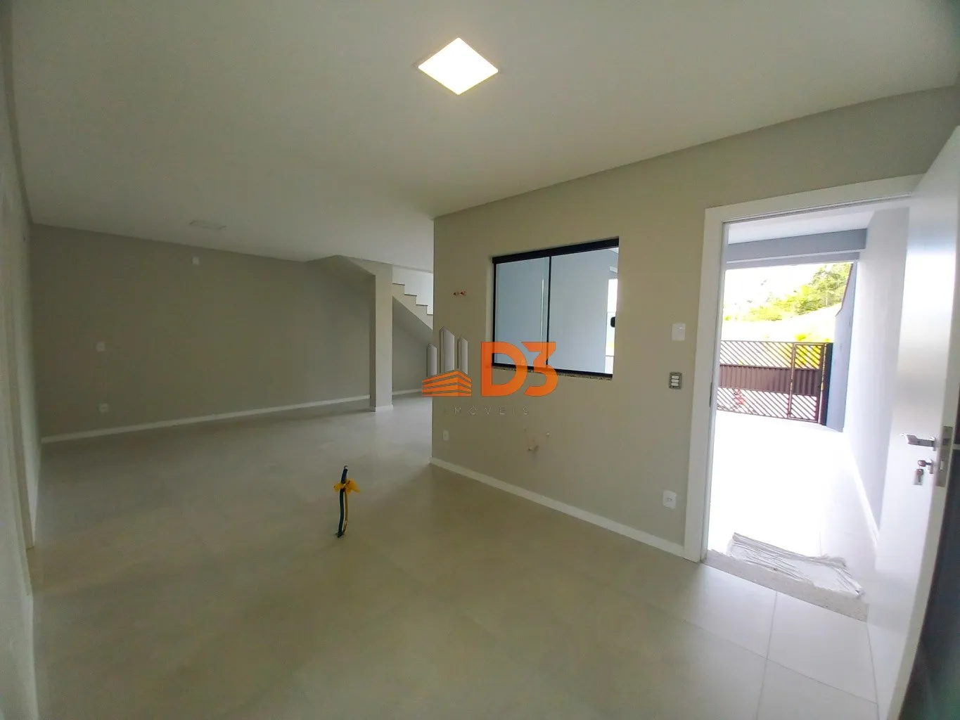 Lindo Sobrado de Alto Padrão no Belchior Alto - Gaspar — foto 2