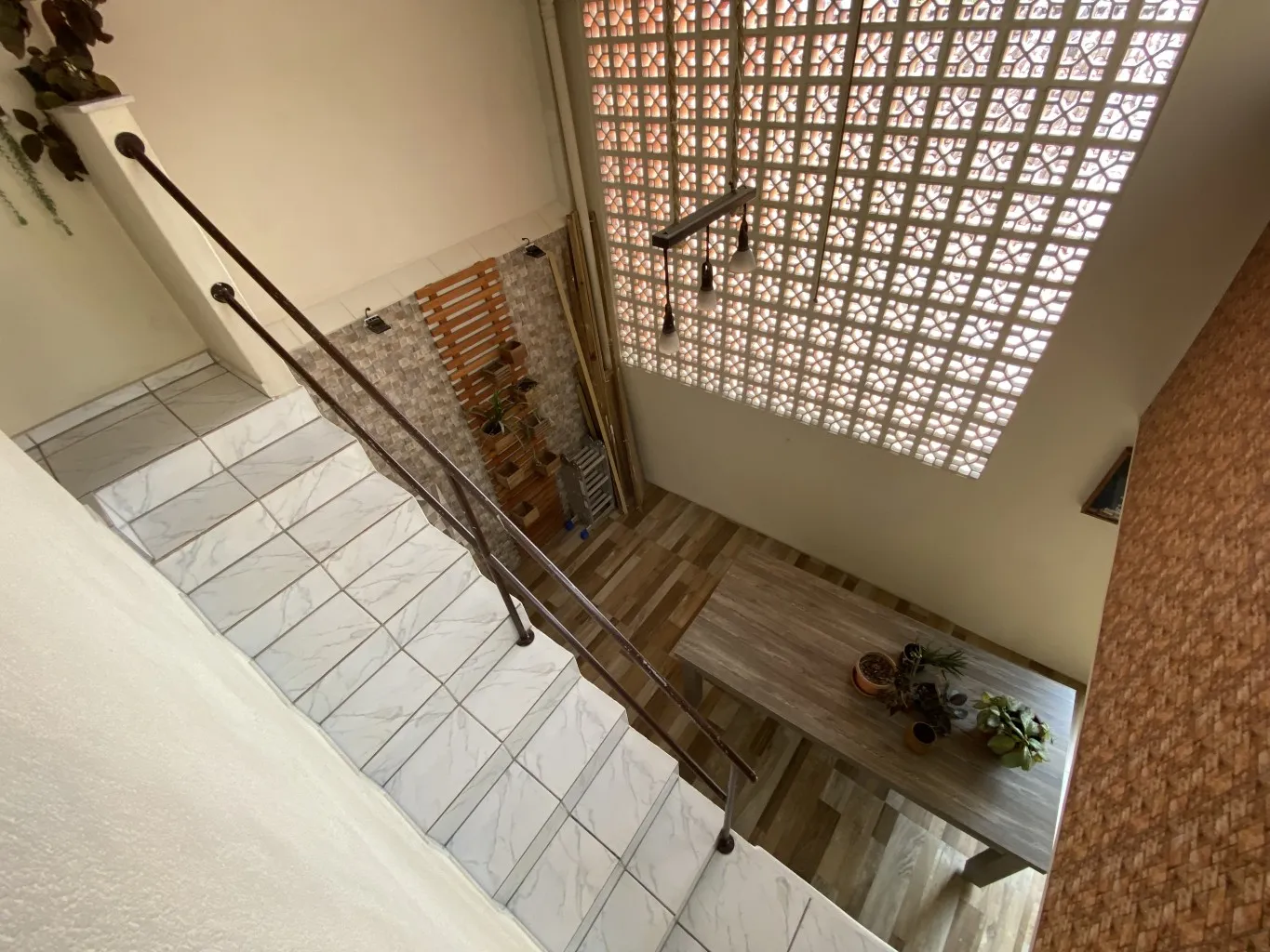Casa disponível para venda com 3 quartos sendo 1 suíte e 2 vagas no bairro Água Verde em Blumenau! — foto 2