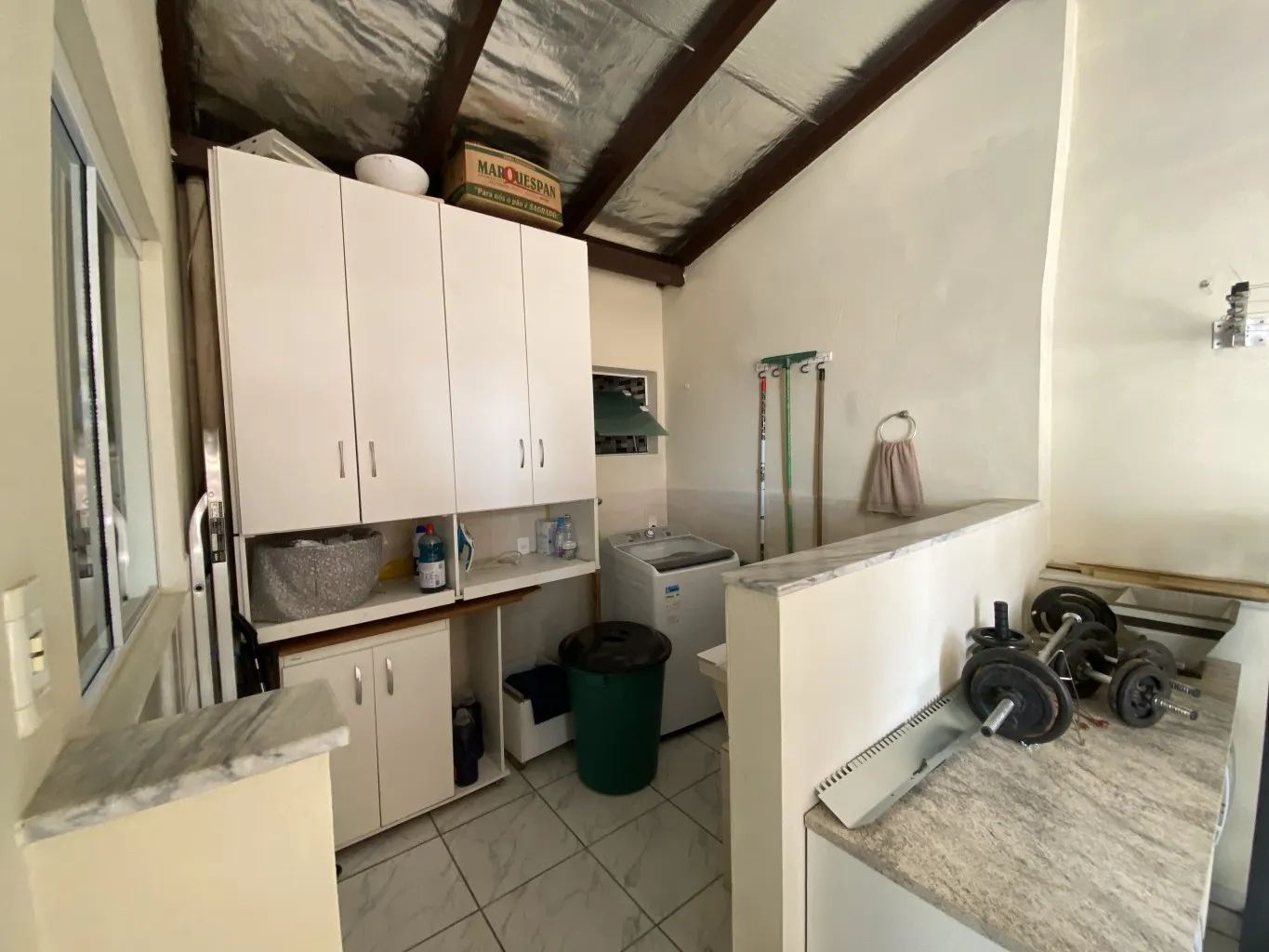 Casa disponível para venda com 3 quartos sendo 1 suíte e 2 vagas no bairro Água Verde em Blumenau! — foto 3