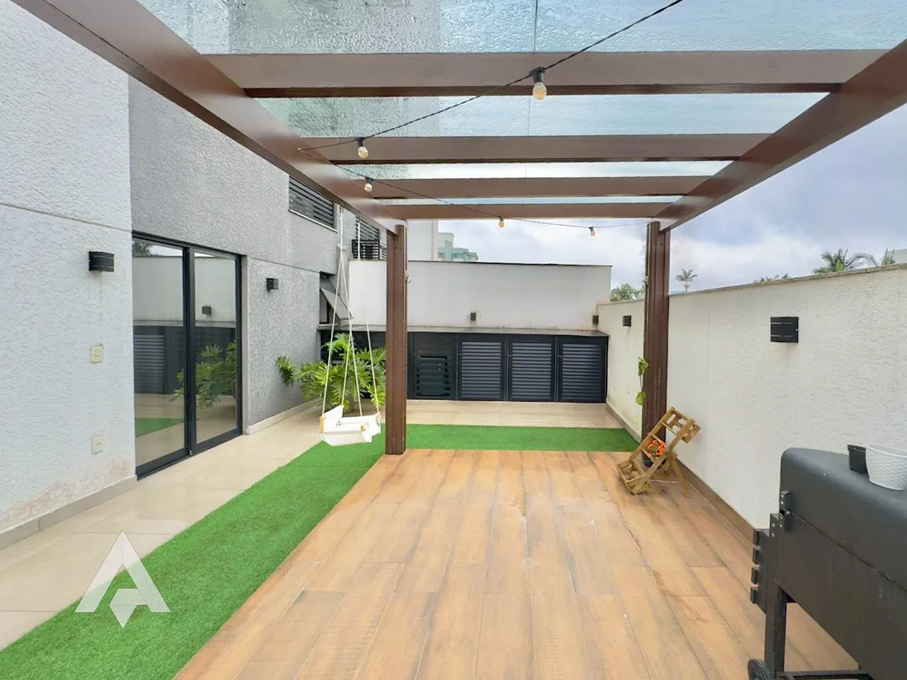 Excelente apartamento mobiliado com 2 suítes e terraço à venda no bairro Itoupava Seca! — foto 2