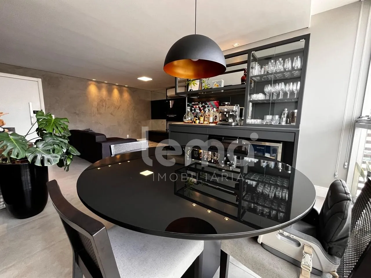 Apartamento mobiliado com 3 suítes sendo 2 demi, no bairro Itoupava Norte, em Blumenau. - foto 1