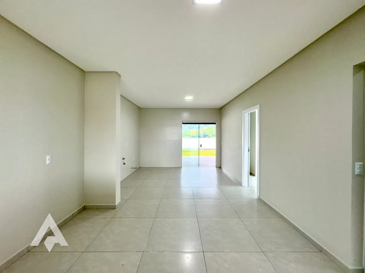 Casa com 3 dormitórios à venda por R$ 620.000,00 - Bairro Estrada das Areias - Indaial/SC — foto 3