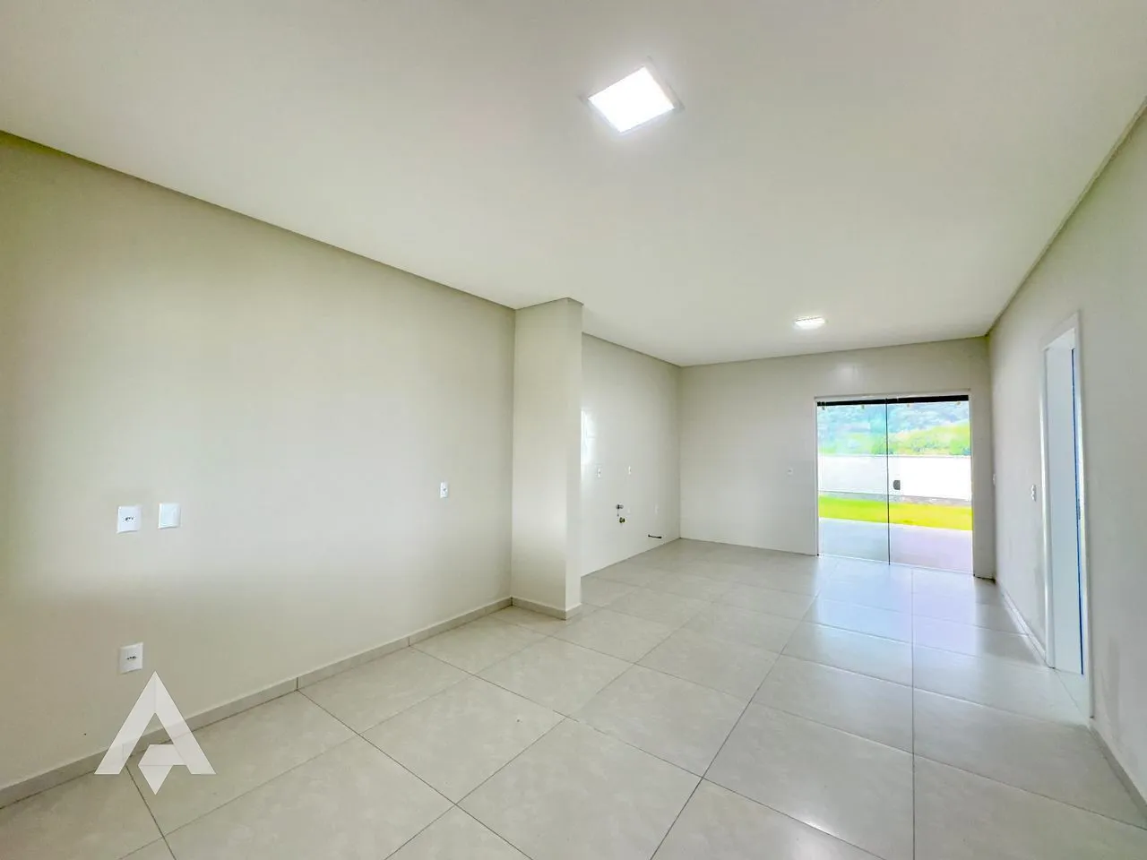 Casa com 3 dormitórios à venda por R$ 620.000,00 - Bairro Estrada das Areias - Indaial/SC — foto 4