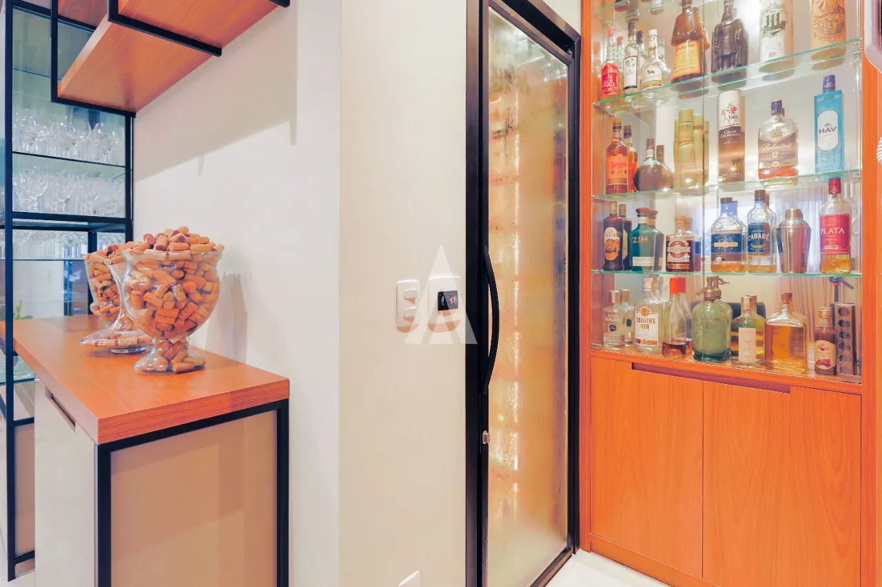 Casa em condomínio com 3 suítes e 2 quartos à venda no bairro Floresta em Joinville-SC por R$3.240.000,00. — foto 4
