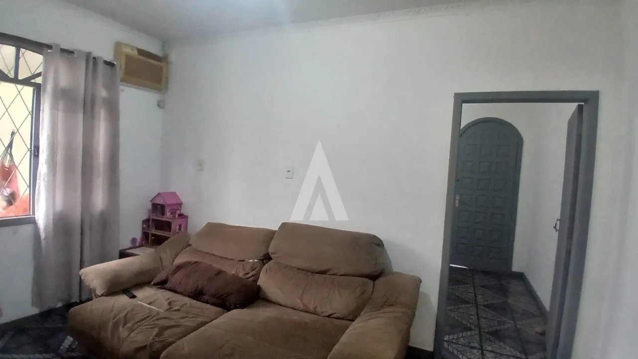 Casa com 1 suíte e 2 quartos à venda no bairro Iririú em Joinville-SC por R$ 585.000,00. — foto 3