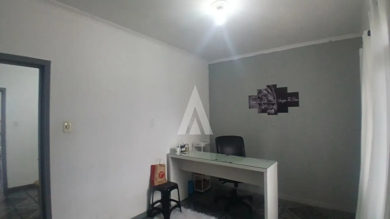Casa com 1 suíte e 2 quartos à venda no bairro Iririú em Joinville-SC por R$ 585.000,00. — foto 4