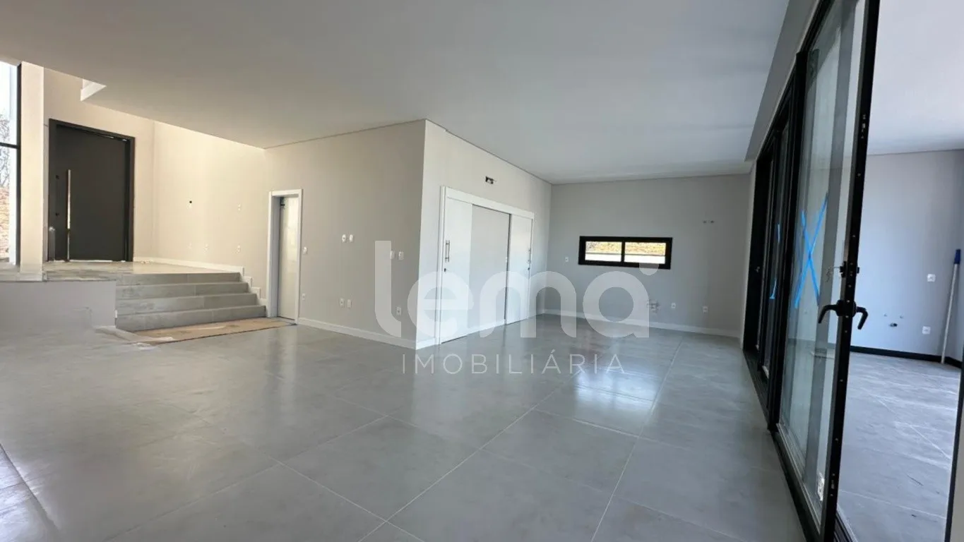 Casa de alto padrão em condomínio fechado, no bairro Ponta Aguda em Blumenau. — foto 5