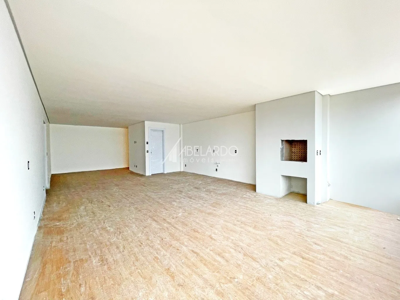 APARTAMENTO COM ÁREA PRIVATIVA DE 135 M, TRÊS DORMITÓRIOS, DUAS VAGAS DE GARAGEM E VISTA MAR - PENHA/SC — foto 5