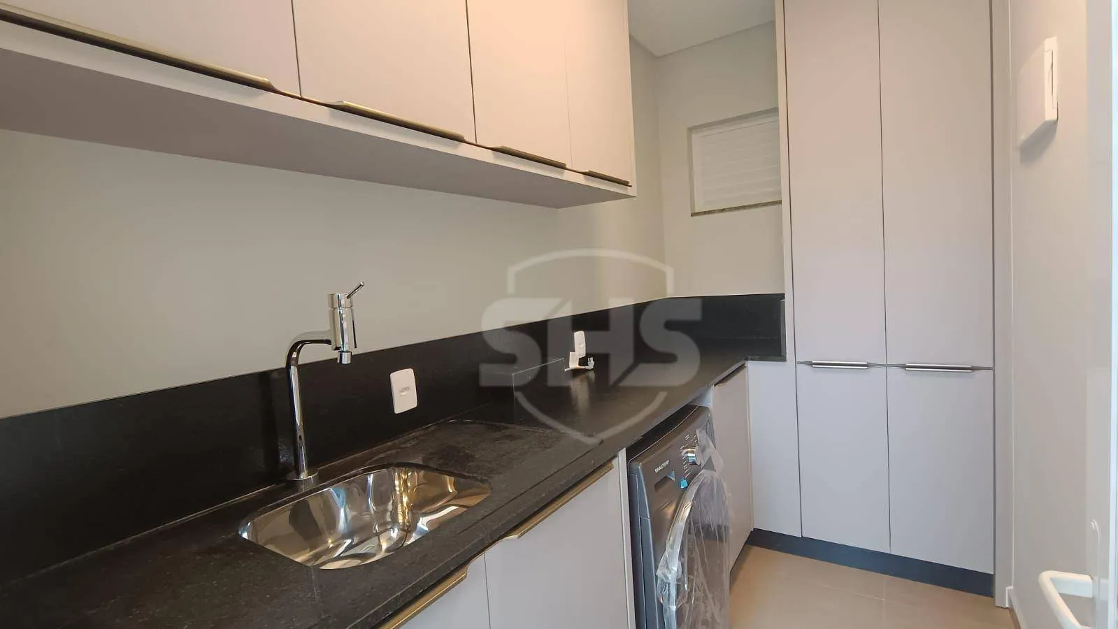 Casa com 2 dormitórios MOBILIADO à venda, 97 m por R$ 790.000 - Água Verde - Blumenau/SC — foto 4