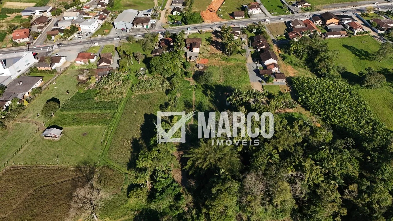 Terreno com duas casas construídas à venda em Pomerode! — foto 6