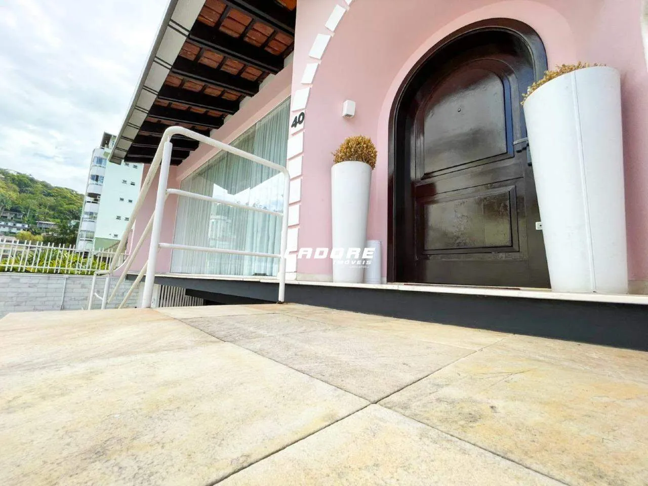 Casa · para alugar · 5 quartos · 250m² · Ponta Aguda, Blumenau