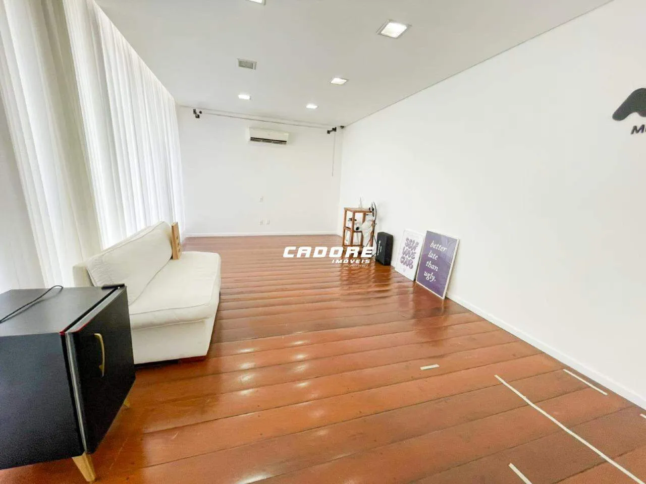 Casa · para alugar · 5 quartos · 250m² · Ponta Aguda, Blumenau