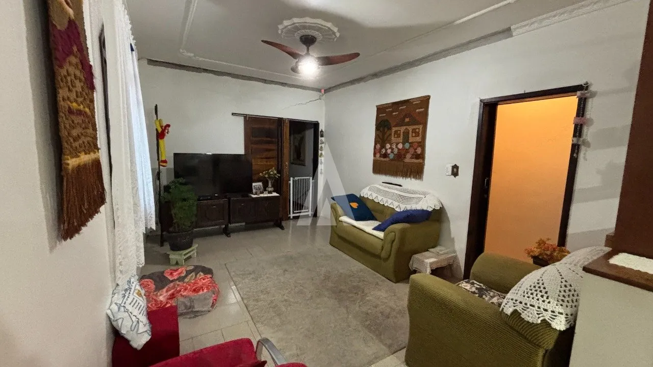 Casa com 1 suíte e 3 quartos à venda no bairro Glória em Joinville-SC por R$1.500.000,00. — foto 7