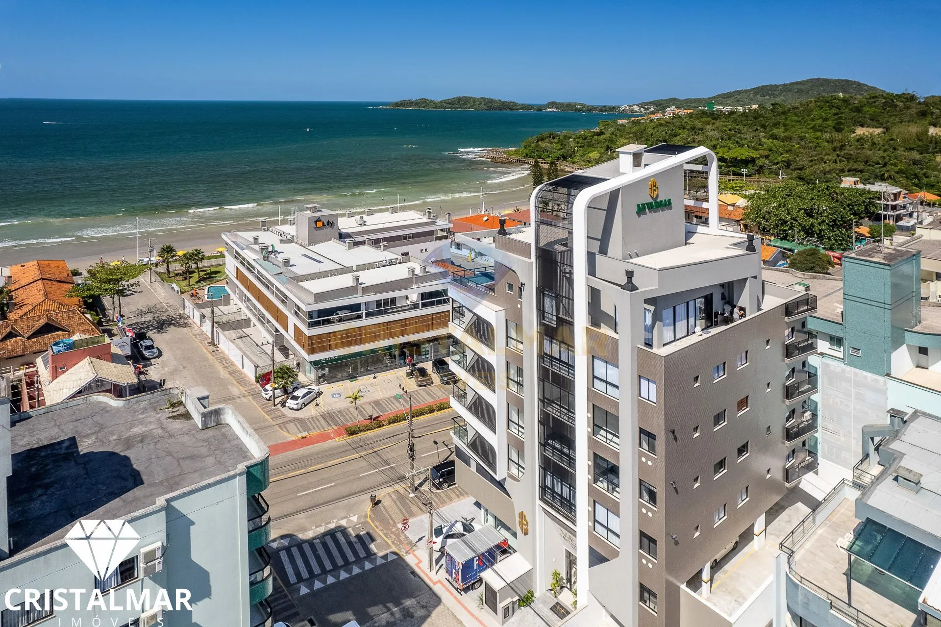 3 suítes alto padrão na avenida de Bombas, 50m do mar - foto 1