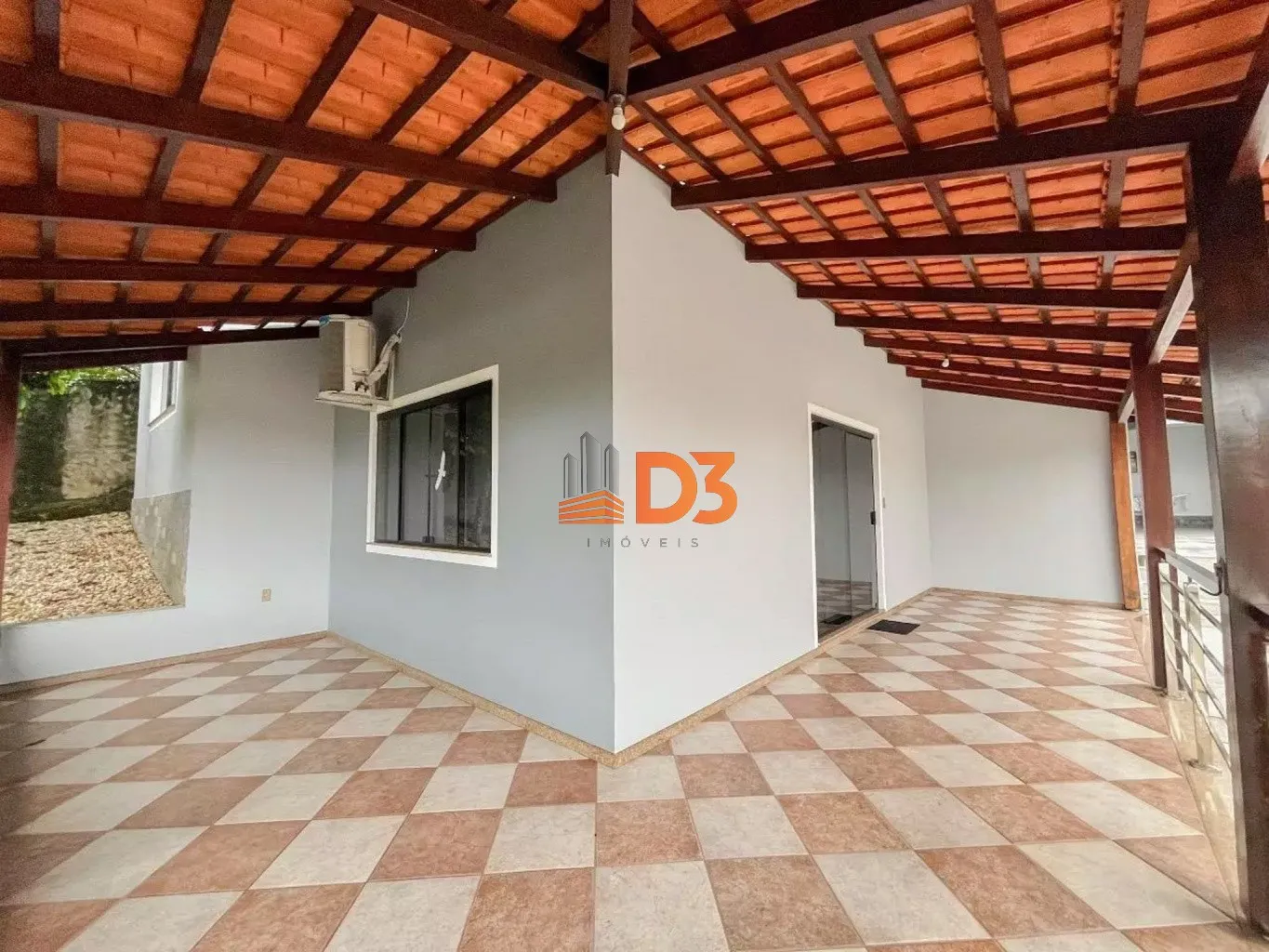 Casa ampla com ótima localização - Bairro Escola Agrícola - foto 1