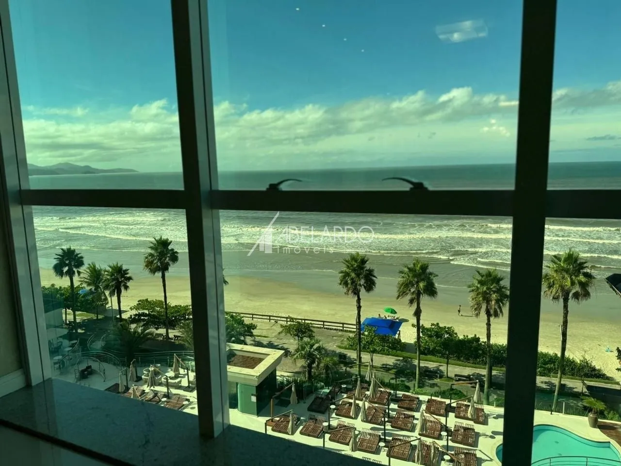 APARTAMENTO FRENTE MAR - 4 SUITES - 3 VAGAS DE GARAGEM - MEIA PRAIA/ ITAPEMA — foto 4