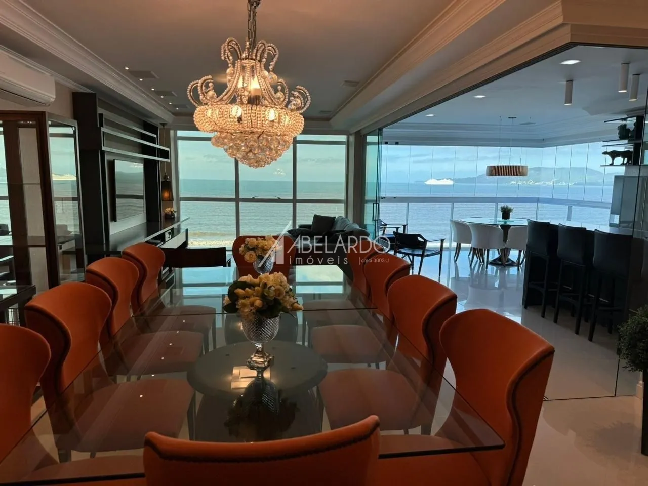 APARTAMENTO FRENTE MAR - 4 SUITES - 3 VAGAS DE GARAGEM - MEIA PRAIA/ ITAPEMA — foto 6