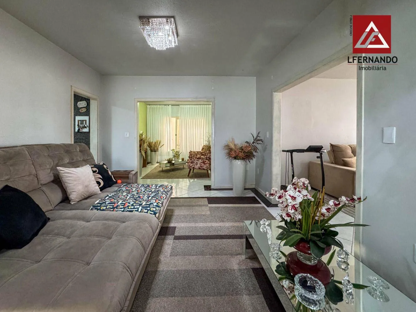 Casa com 3 dormitórios, sendo 2 suítes à venda, 296 m por R$ 1.350.000 - Escola Agrícola - Blumenau/SC — foto 4