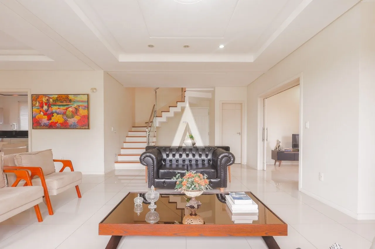 Sobrado com 1 suíte e 2 quartos à venda no bairro Glória em Joinville-SC por R$2.750.000,00. — foto 4