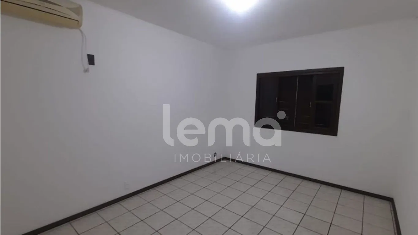 Casa Espaçosa e Confortável no Bairro Velha! — foto 6