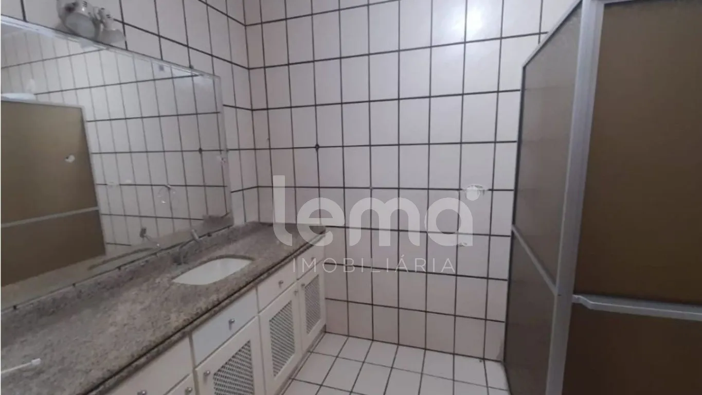 Casa Espaçosa e Confortável no Bairro Velha! — foto 7
