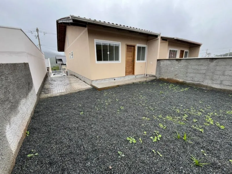 Casa 02 - Rua Juarez Antônio Lauer Parque Arapongas — foto 4