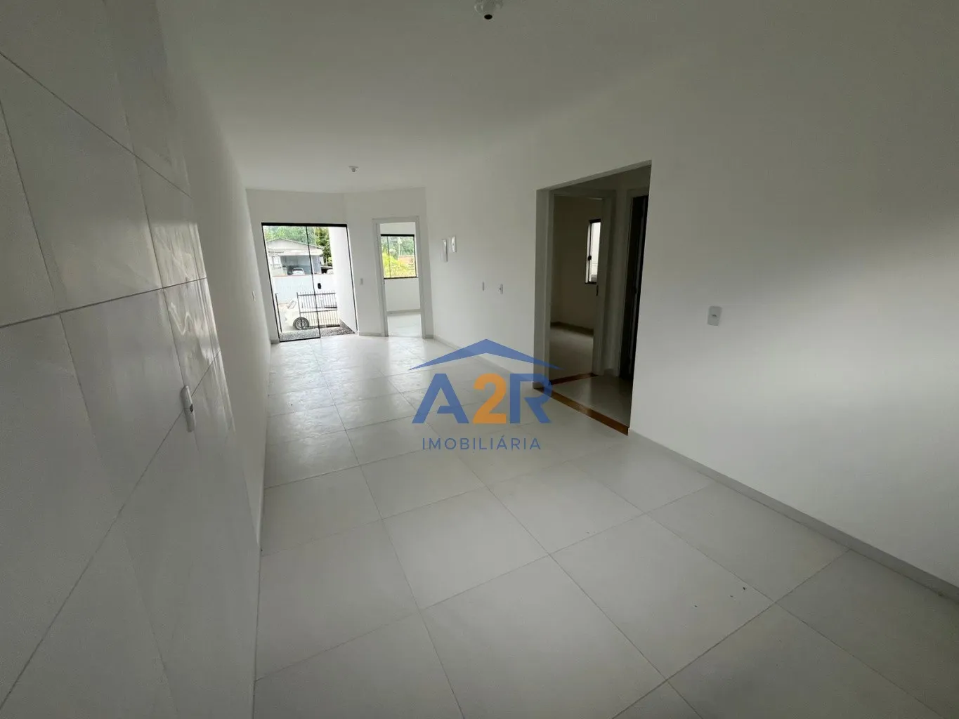 CASA COM 3 DORMITÓRIOS SENDO 01 SUÍTE — foto 5