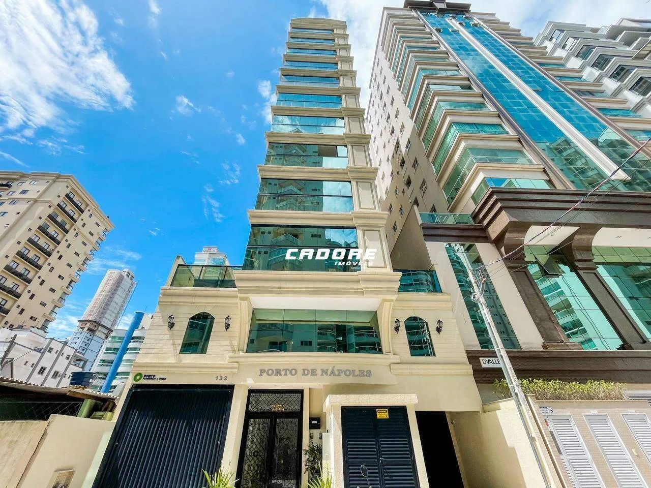 Apartamento de Alto Padrão na Quadra Mar em Itapema I Cadore Imóveis - foto 1