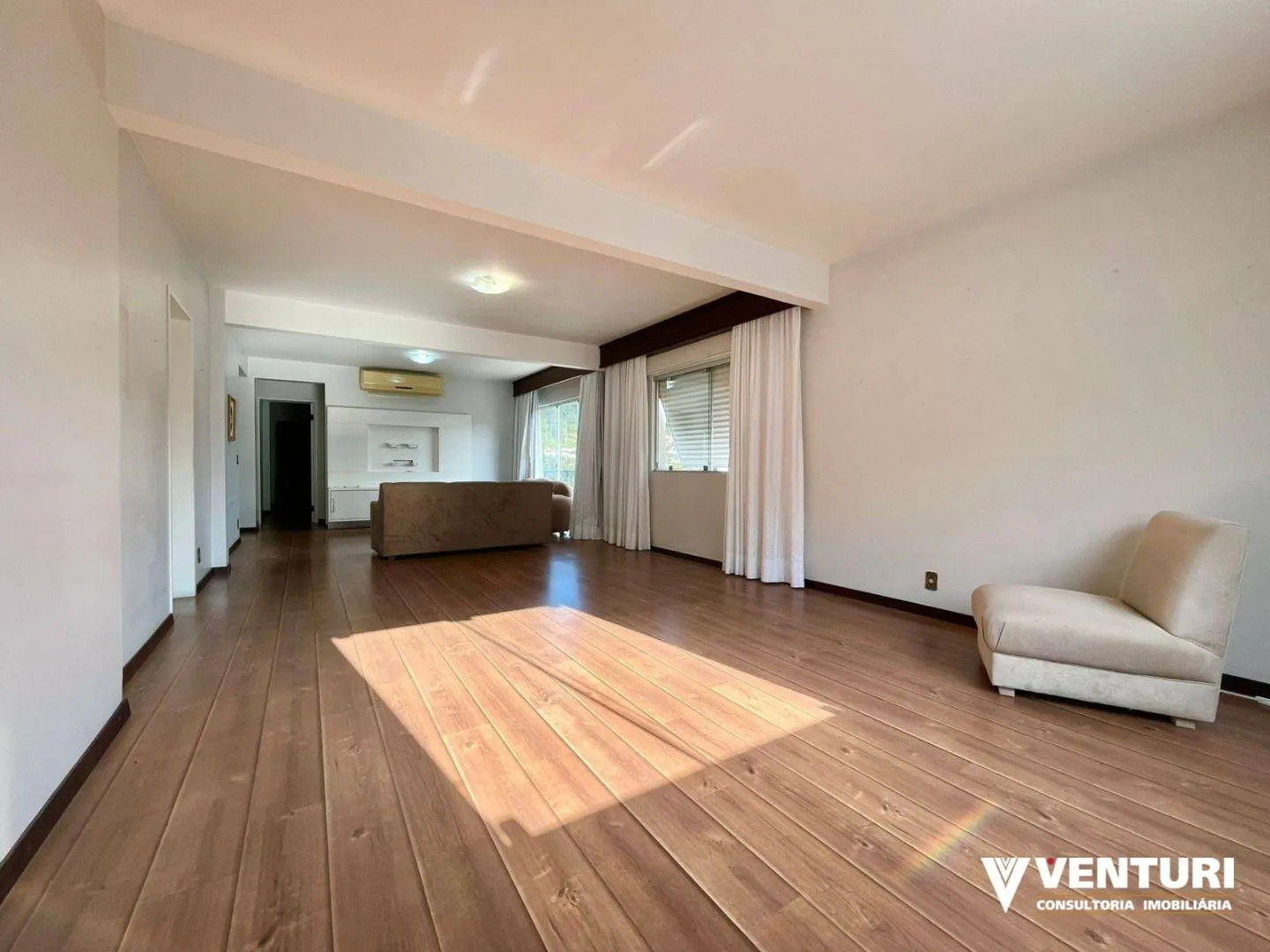 Apartamento com 2 dormitórios sendo 1 suíte à venda, 156 m por R$ 550.000 - Garcia - Blumenau/SC — foto 2