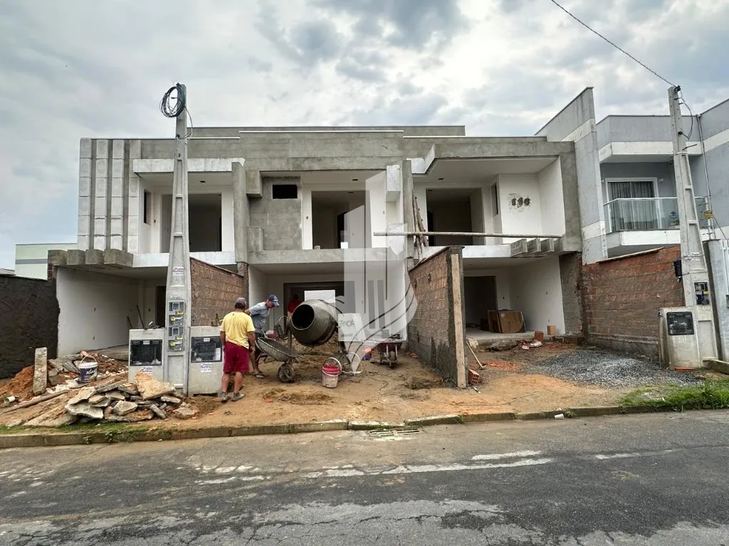 Sobrado à venda na Velha Central! — foto 4
