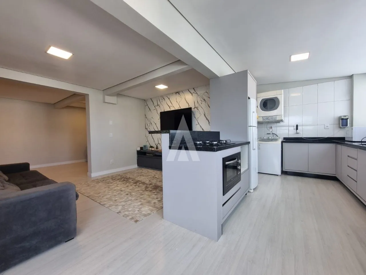 Cobertura com 1 suíte e 2 quartos à venda no bairro Anita Garibaldi em Joinville-SC de R$750.000,00 por R$ 730.000,00. — foto 4