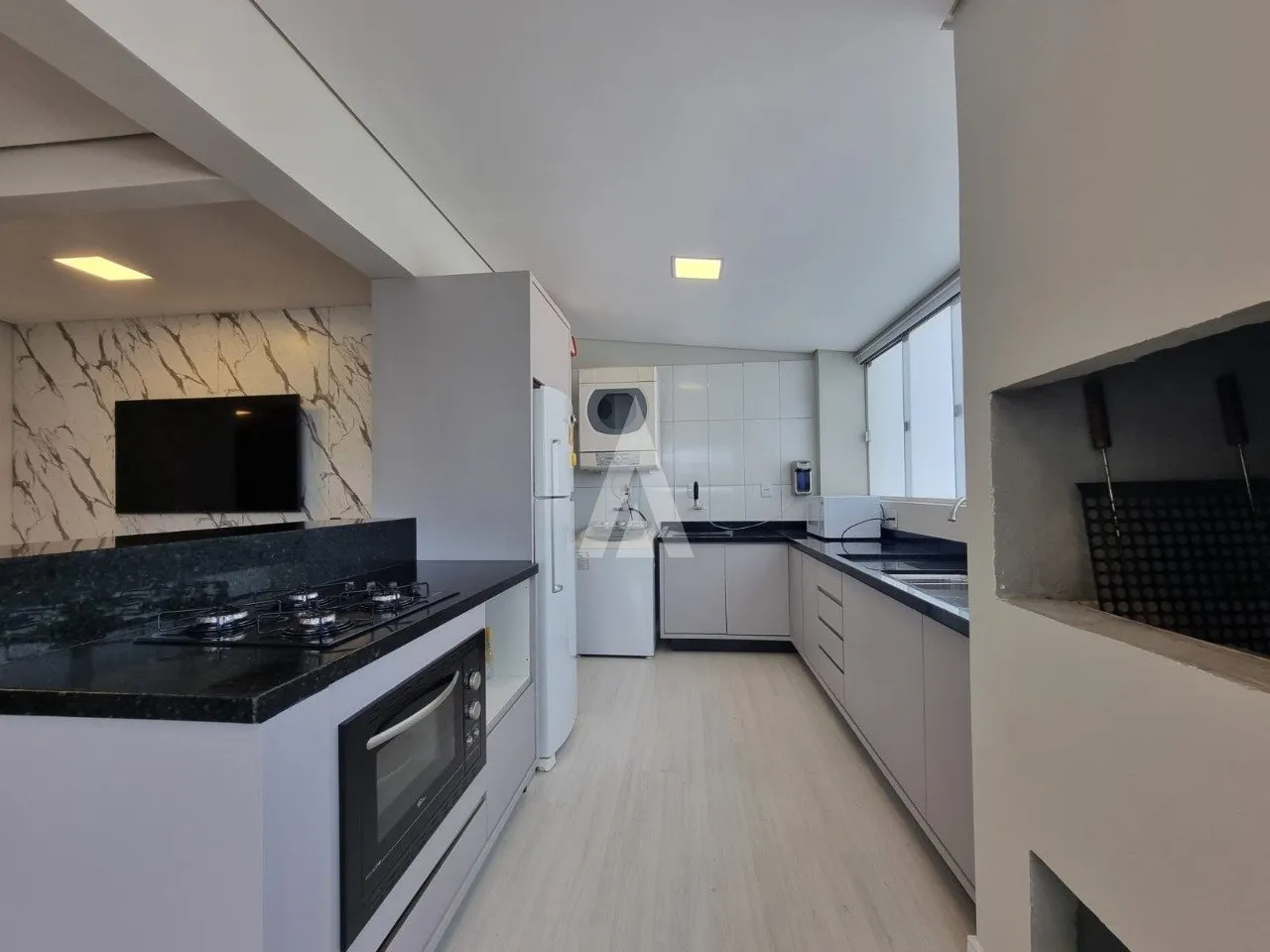 Cobertura com 1 suíte e 2 quartos à venda no bairro Anita Garibaldi em Joinville-SC de R$750.000,00 por R$ 730.000,00. — foto 5