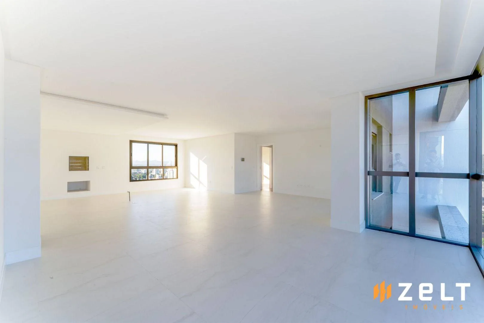 Apartamento com 3 dormitórios à venda, 174 m por R$ 2.600.000,00 - Victor Konder - Blumenau/SC - foto 1