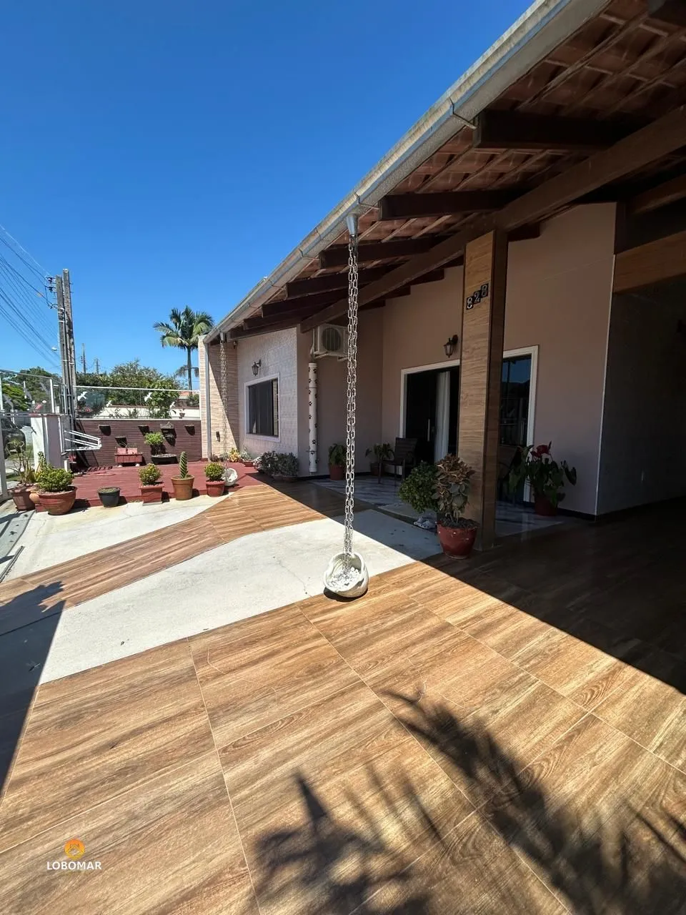 Ampla casa mobiliada, com 4 dormitórios, em Penha - SC — foto 4