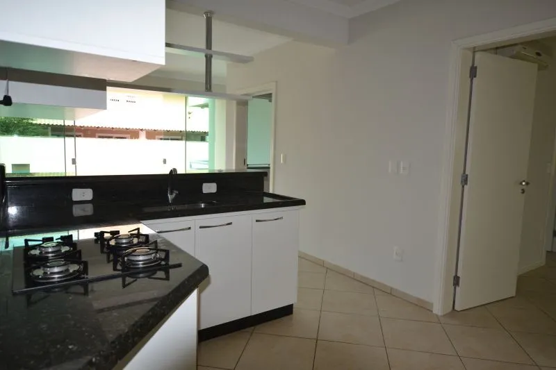 Casa · para alugar · 3 quartos · 320m² · Vorstadt, Blumenau