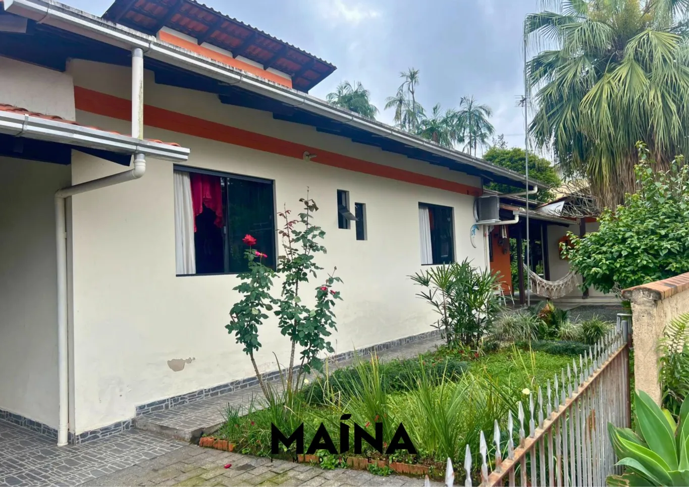 Casa com Jardim e quintal na Escola Agricola! - foto 1