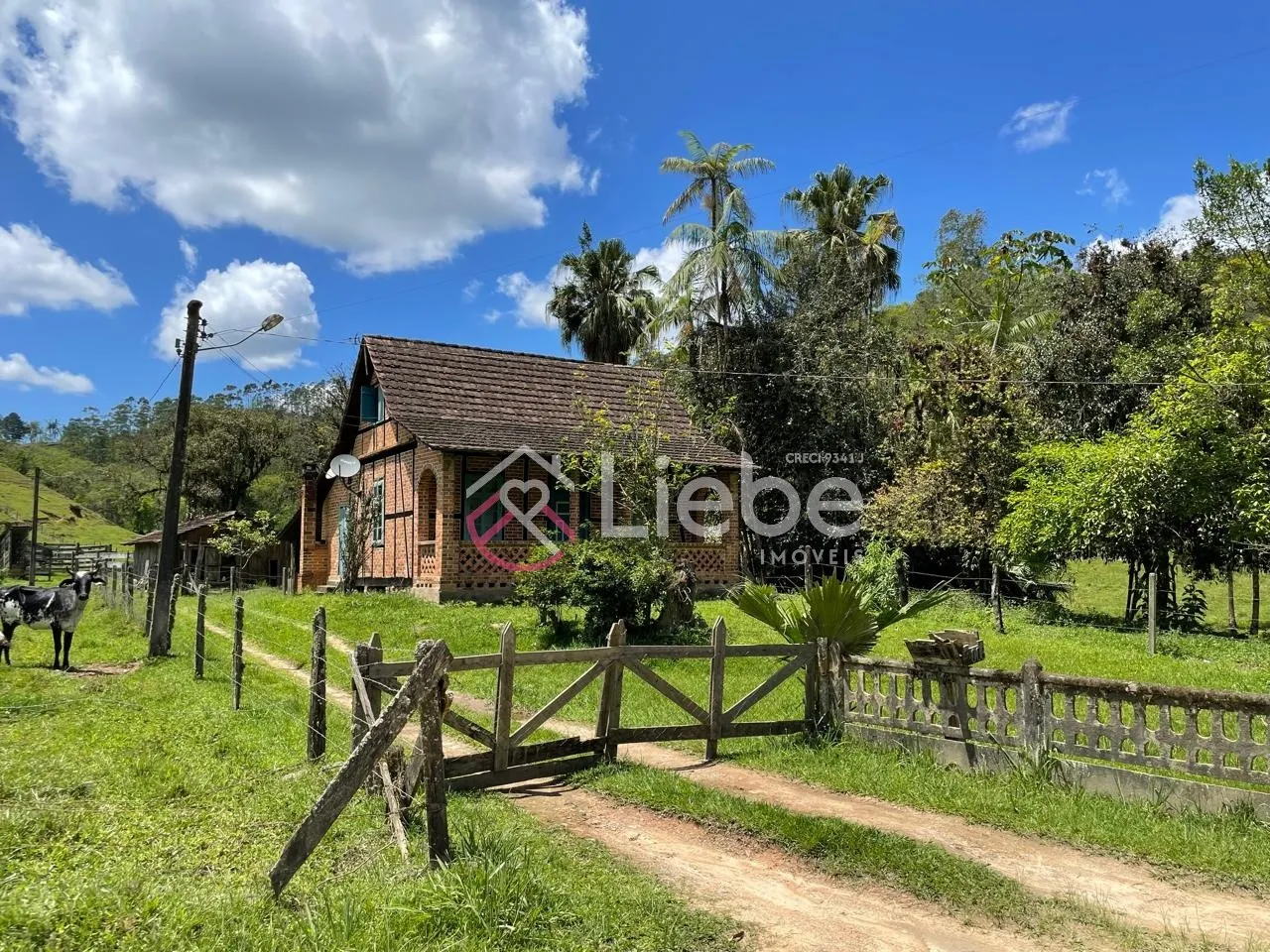 IMÓVEL ÚNICO - Sítio com Casa Enxaimel no bairro Vale do Selke em Pomerode. — foto 6