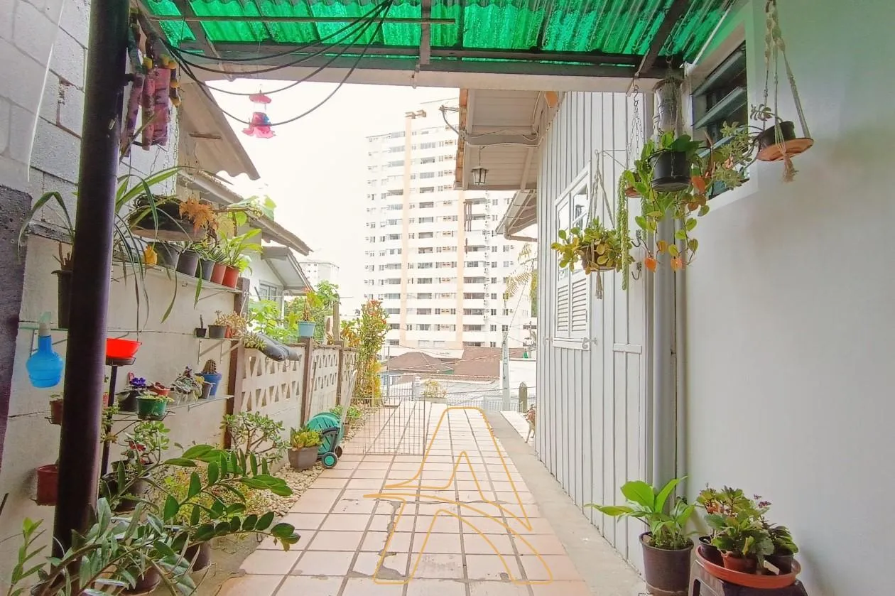 Amplo Terreno com Casa Edificada á Venda no Bairro Itoupava Seca — foto 7