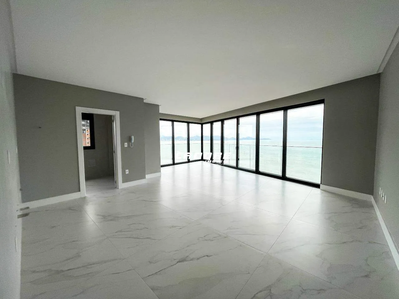 Apartamento Frente Mar em Pereque - Porto Belo I Cadore Imóveis — foto 4