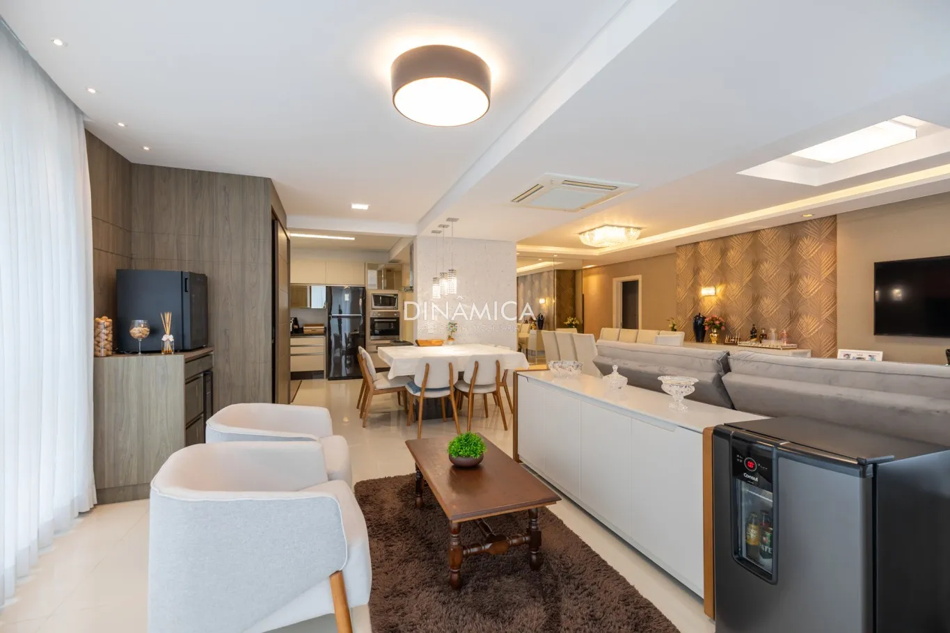 Apartamento de Alto Padrão à Venda com 3 suítes no Vila Nova, Blumenau! - foto 1